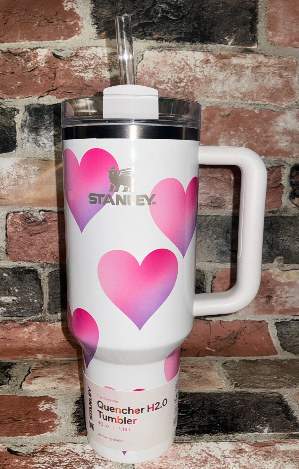 Stanley Powder Frost Heart Gradient Ombré 40 oz H2.0 Flowstate Quencher Tumbler