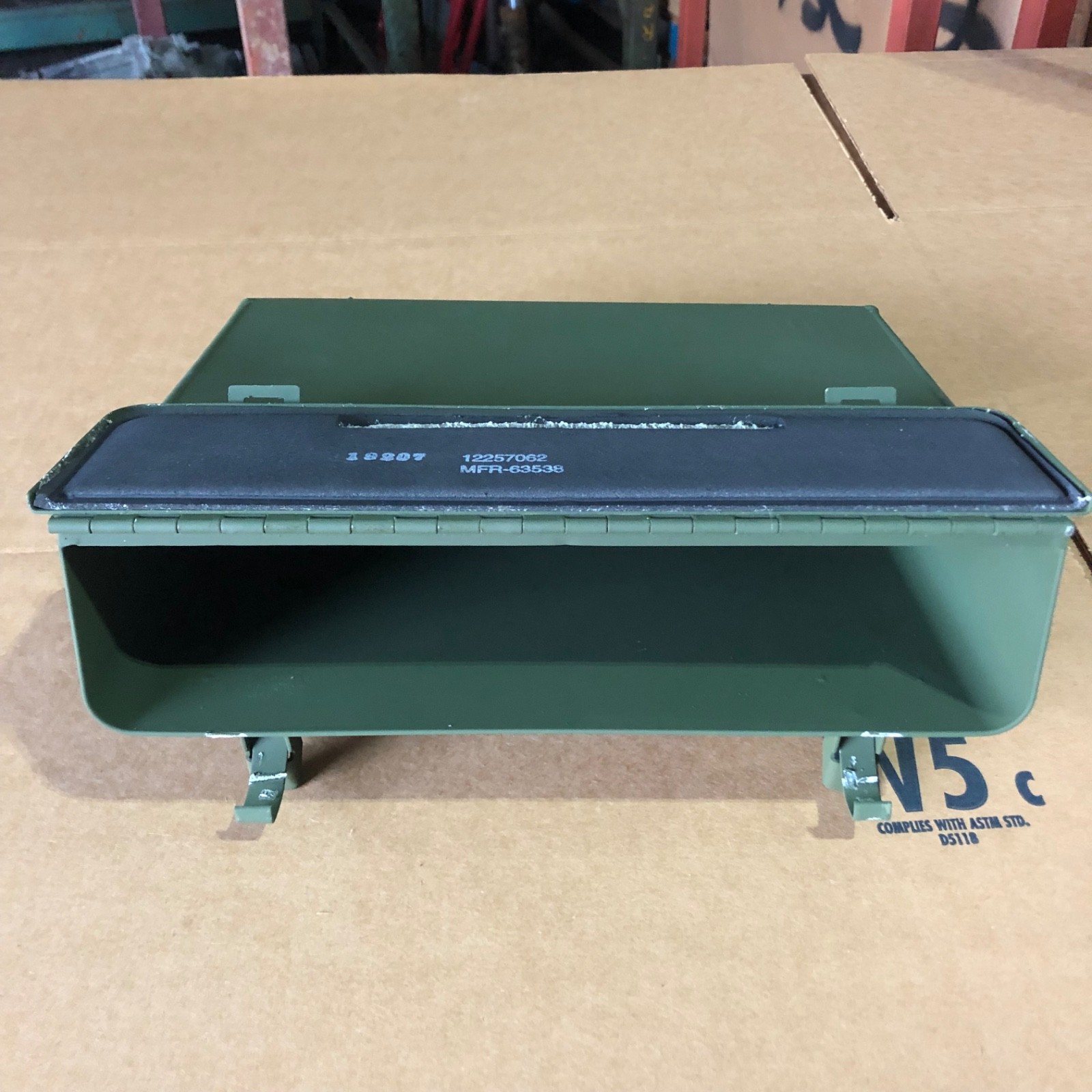 WATER TIGHT DOCUMENTS BOX,M35A2,M939,M939A2,5 TON , MILITARY SURPLUS, TRUCK