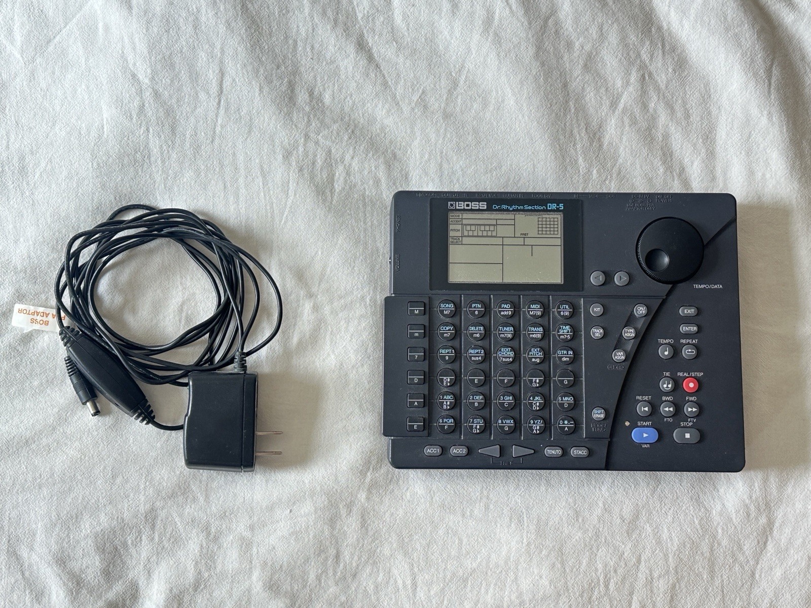 BOSS Dr. Rhythm DR-5 Tabletop Sampler Sequencer Battery Powered MIDI Black