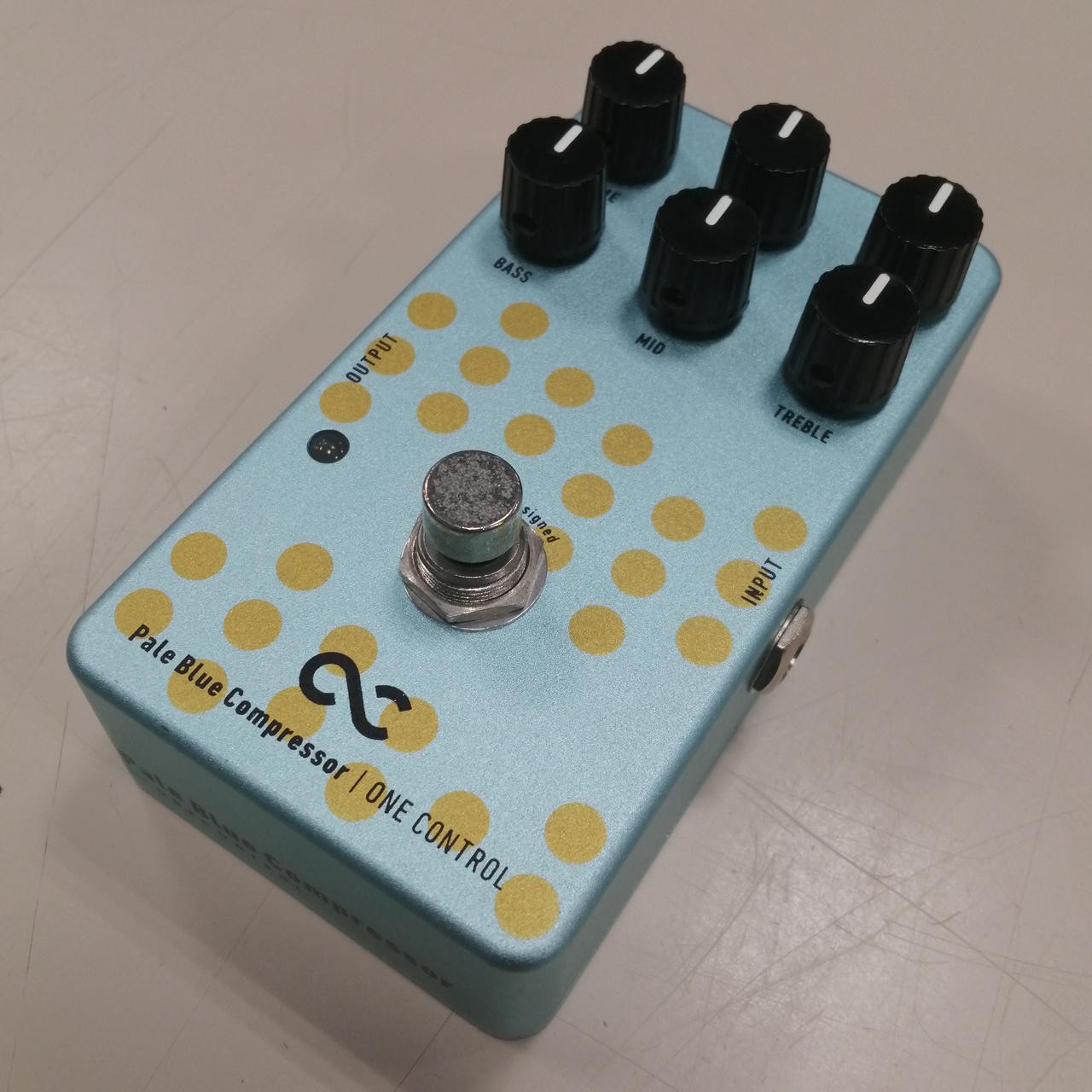 ONE CONTROL PALE BLUE COMPRESSOR Model