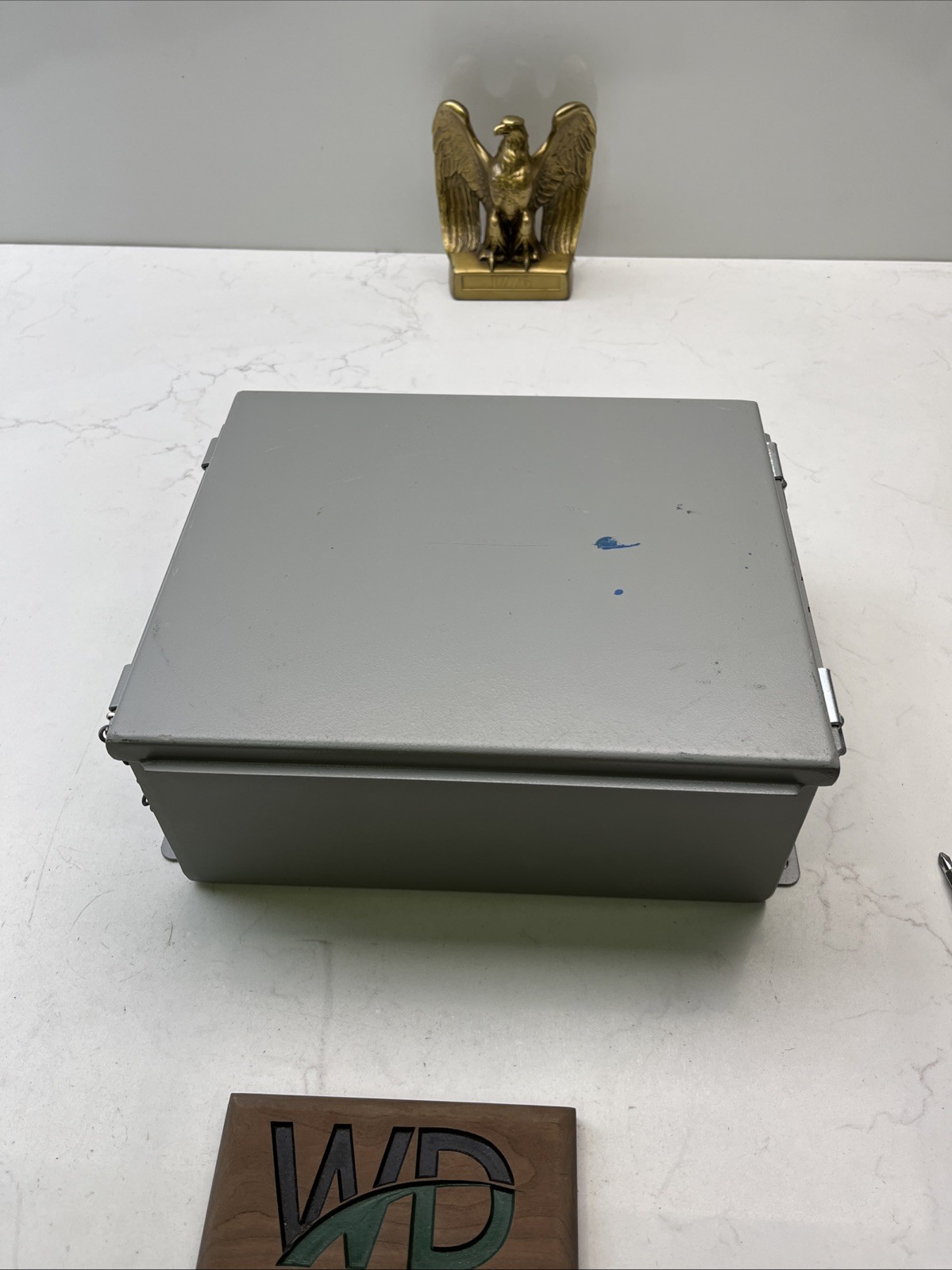 B121005 Wiegmann Wall Mount Enclosure