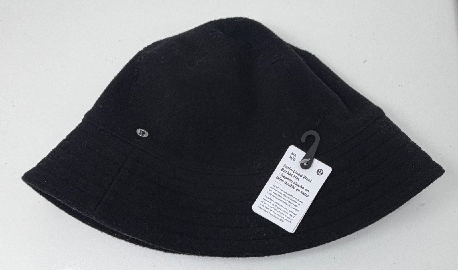 Lululemon Satin Lined Wool  Bucket Hat  Size M/L Black GGRE