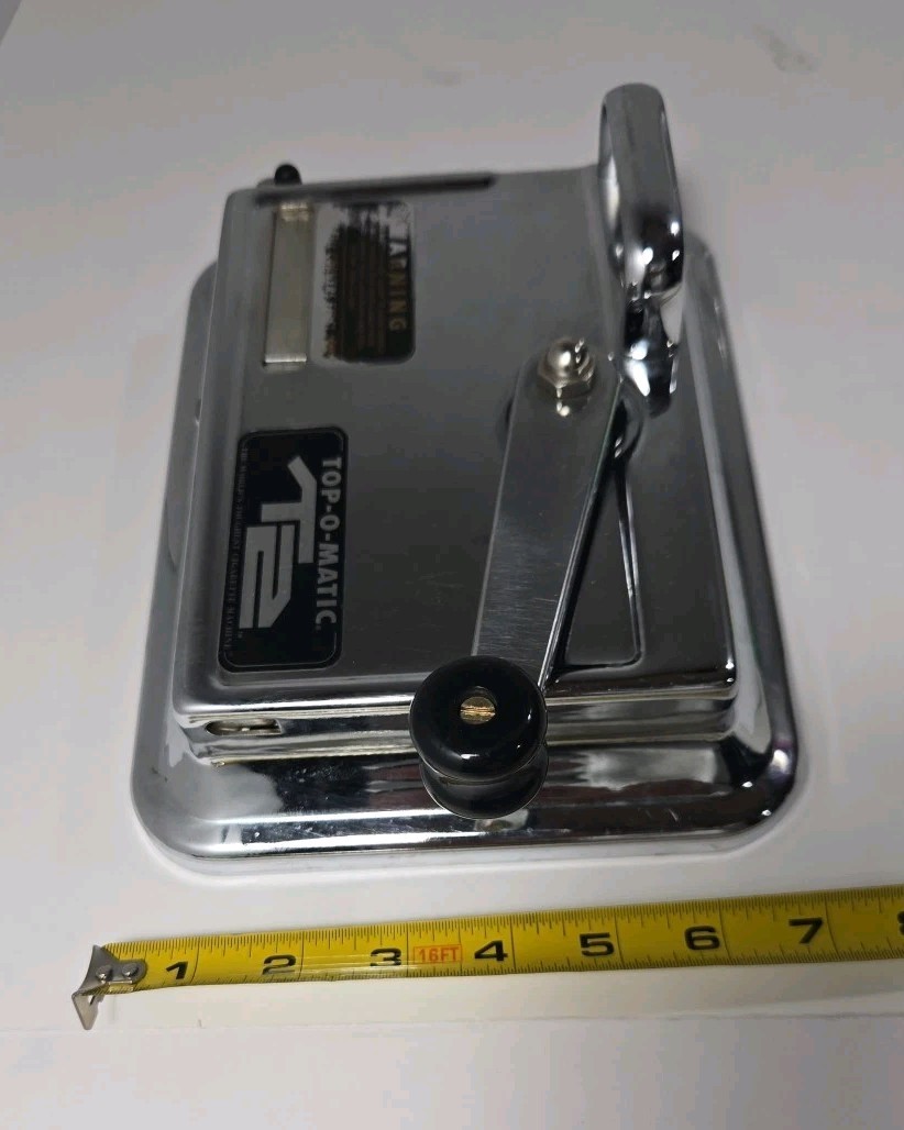 TOP-O-MATIC-T2'CIGARETTE ROLLING MACHINE W/BOX