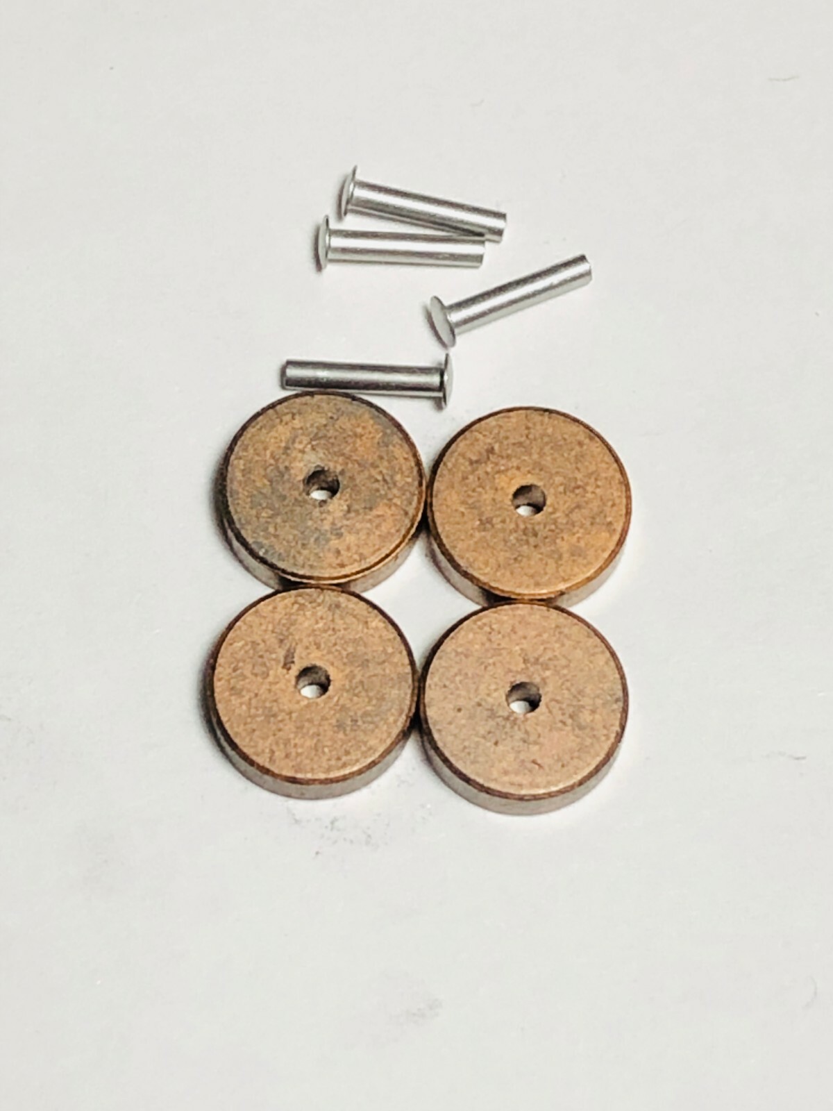 LIONEL 4 v 45 CARBON ROLLERS & 4 ZW-102 RIVETS for ZW & KW transformers X Copper