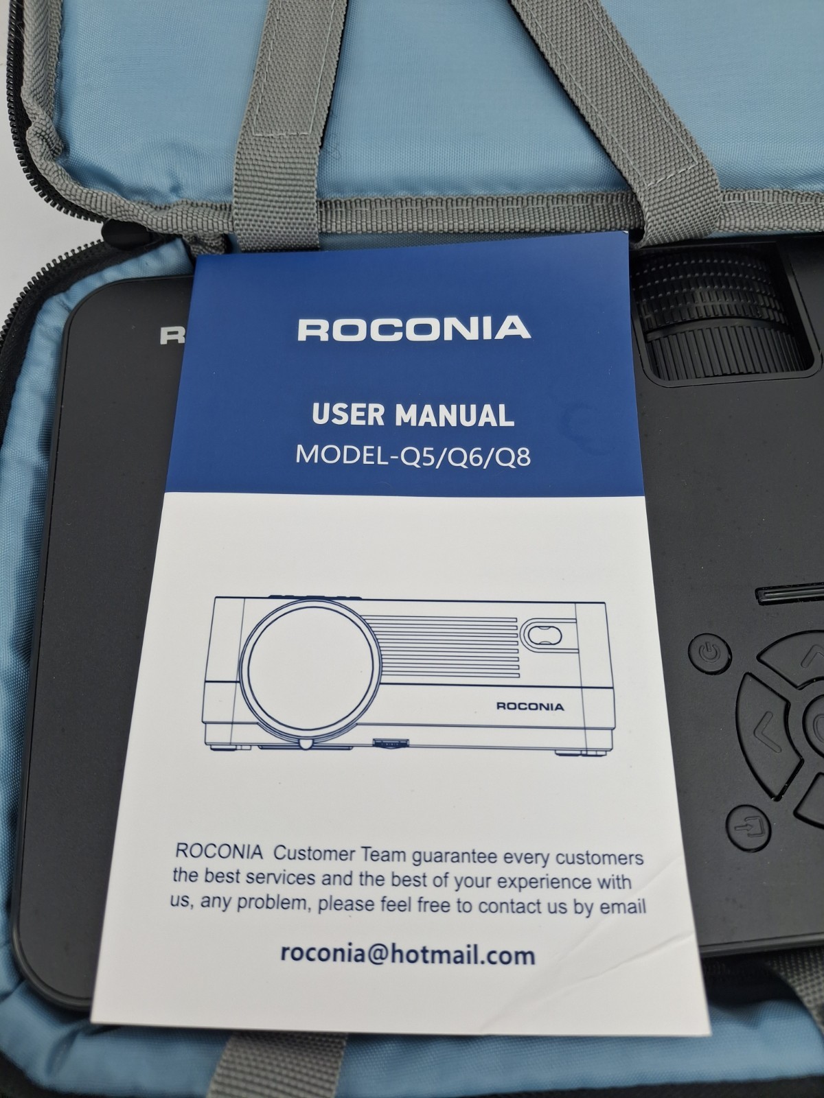 Roconia Q6 wifi bluetooth hd projector/black EXCELLENT!!