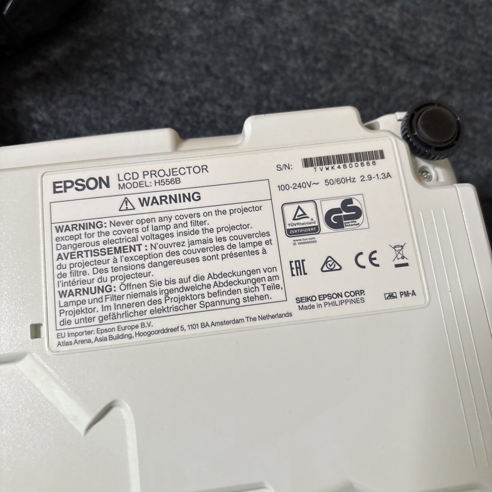 Epson EB-S120 LCD Projector HDMI VGA S-Video