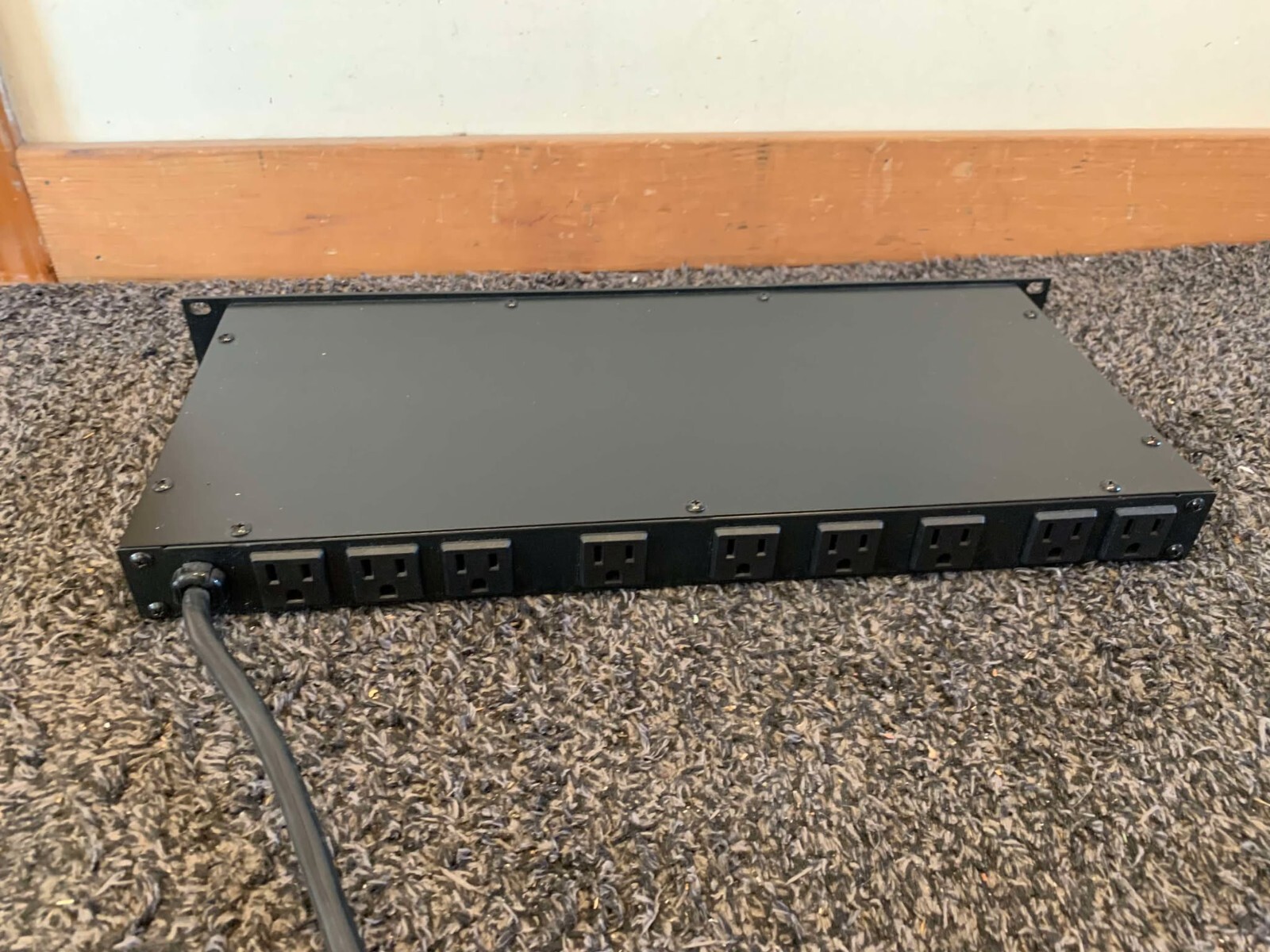 Raxxess PD-900 Power Conditioner