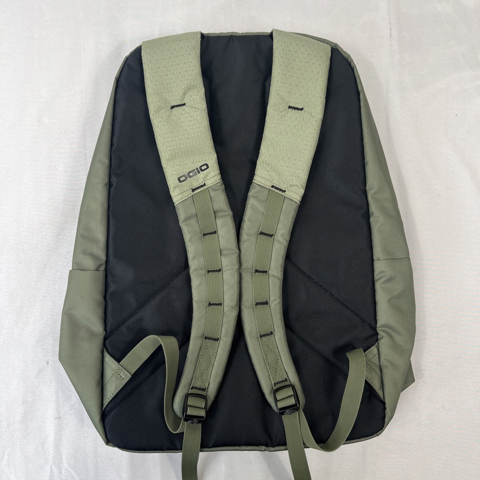 OGIO Bandit Pro Backpack Green/Black