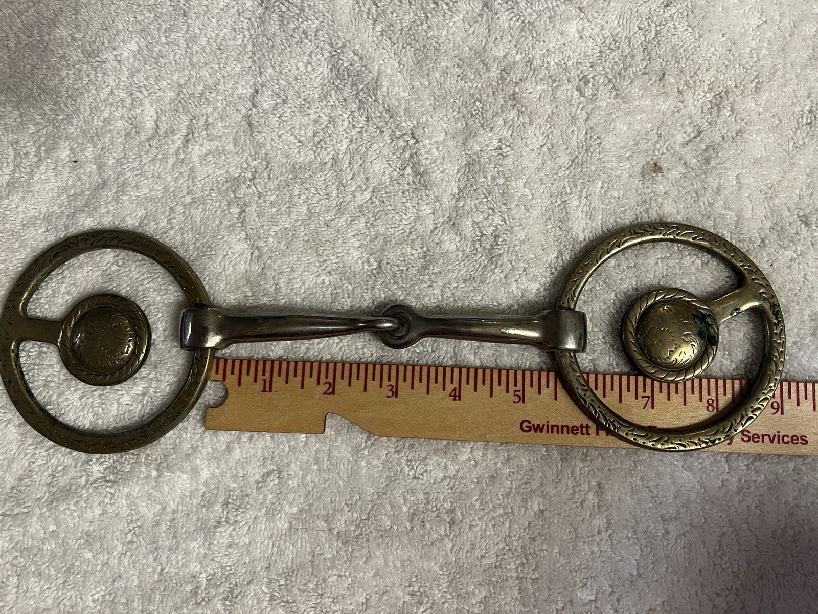 5” WESTERN SHOW BIT SNAFFLE W/MOUNTED CONCHOS