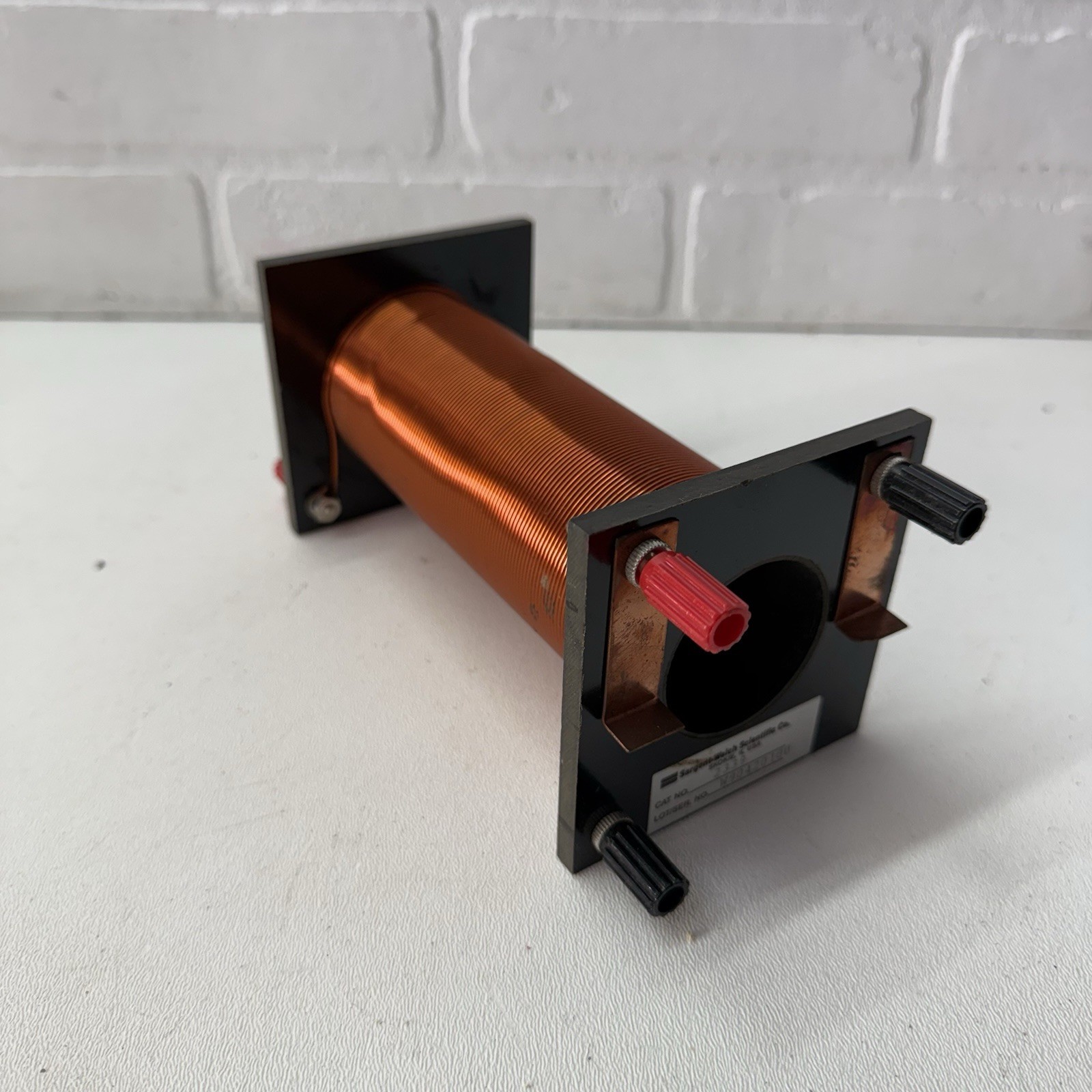Vintage Sargent-Welch Scientific Solenoid Coil Physics Lab Electromagnet 2339