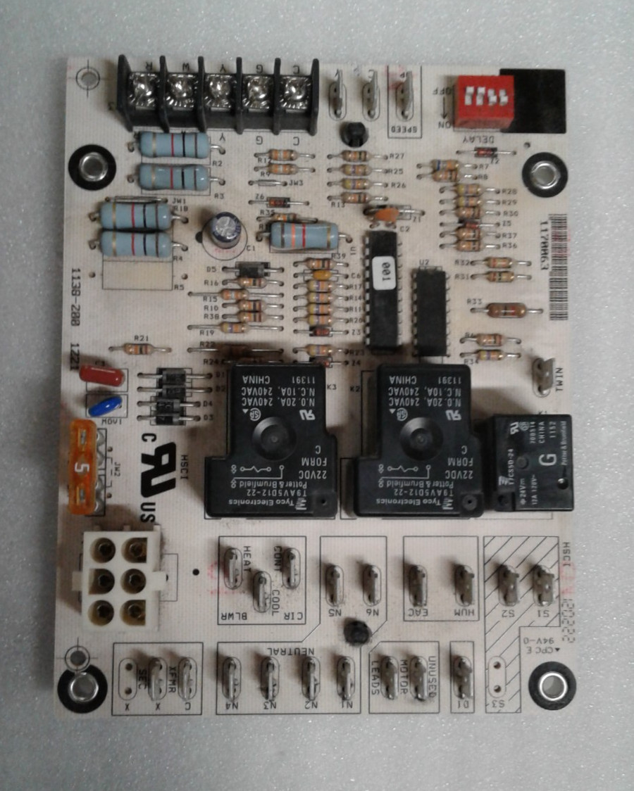 Honeywell 1138-83-200A  1138-200  1170063 HSCI Furnace Control Board - Used