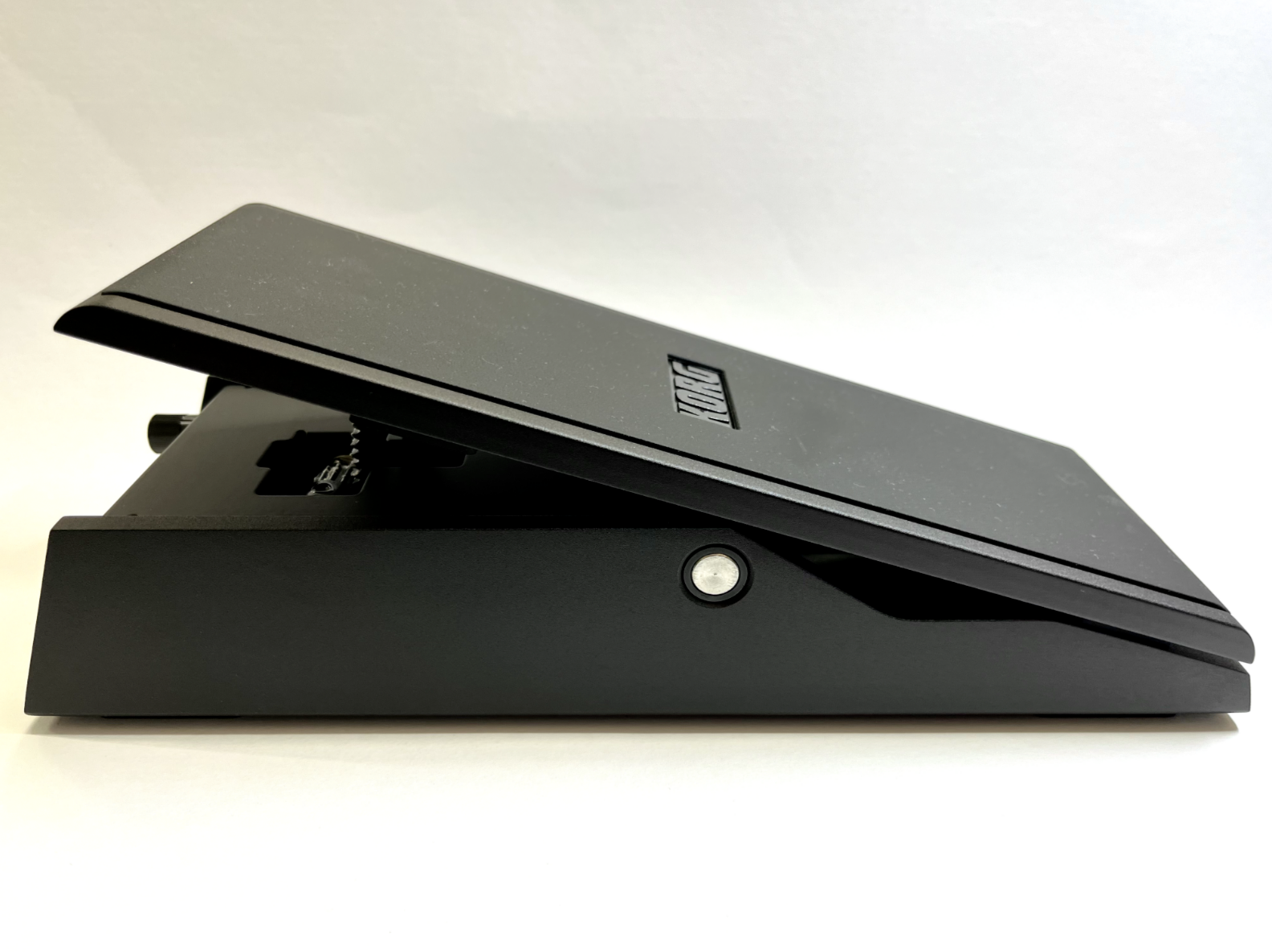 New KORG XVP-20 Volume Expression Pedal Foot Controller from Japan F/S FedEx DHL
