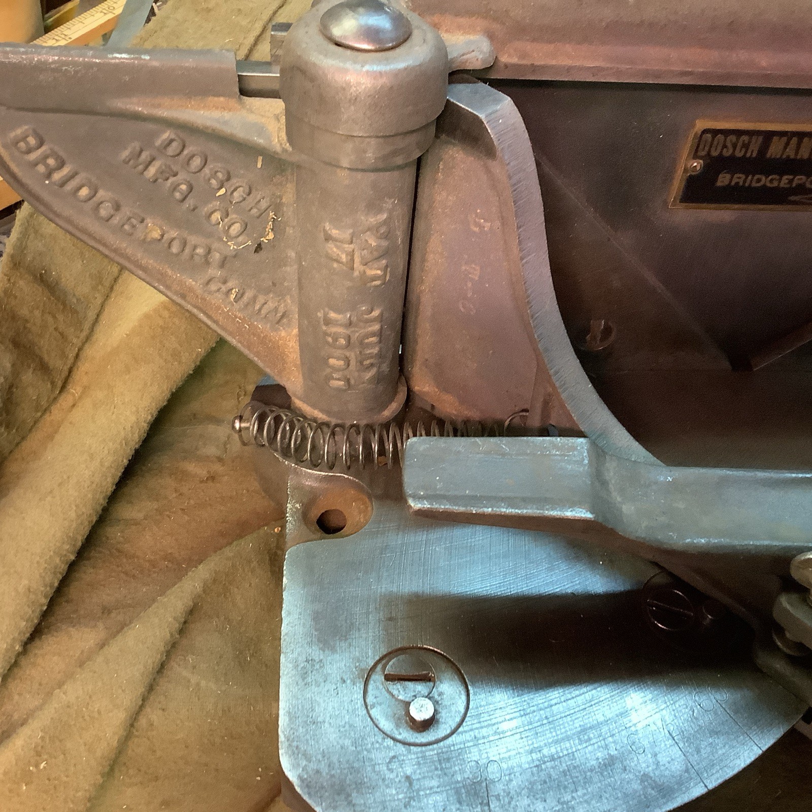 Dosch Miter Cutter