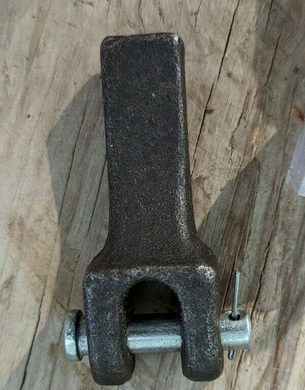 BUYERS PRODUCTS 5471001 3/8" Forged Safety Chain Retainer (GUA)