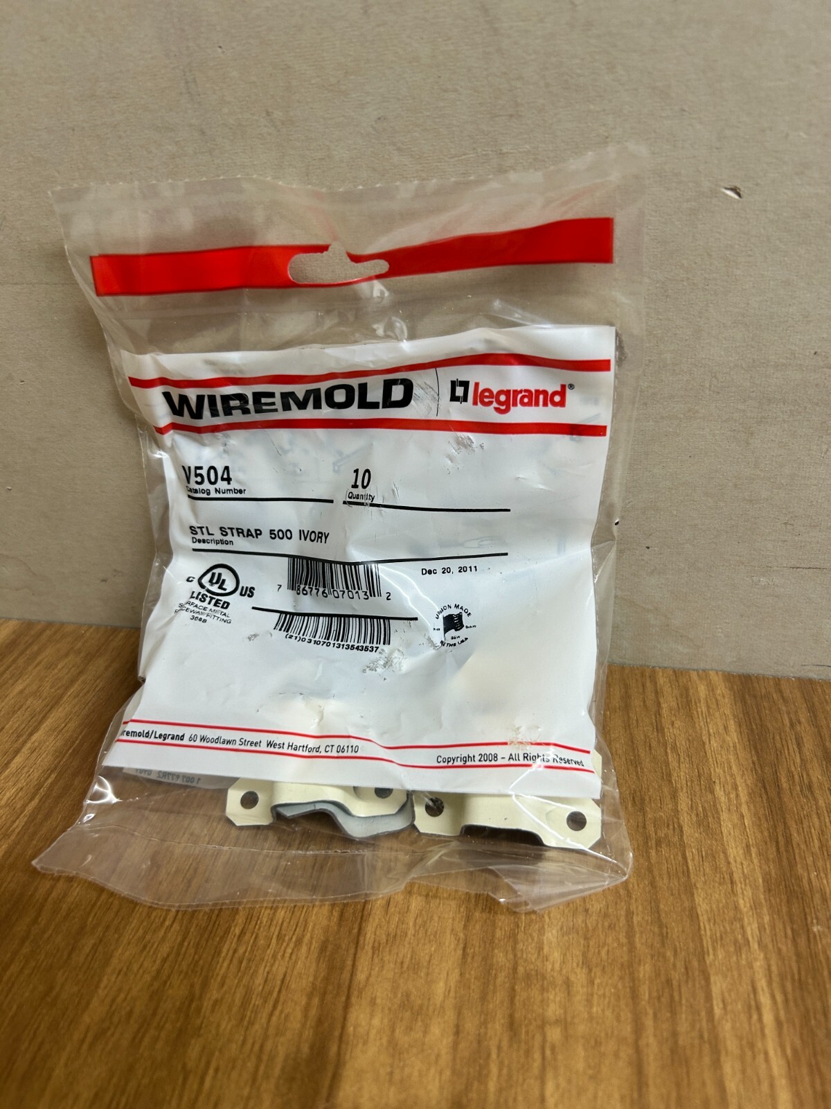 Wiremold V504 Mounting Strap (bags of 10)