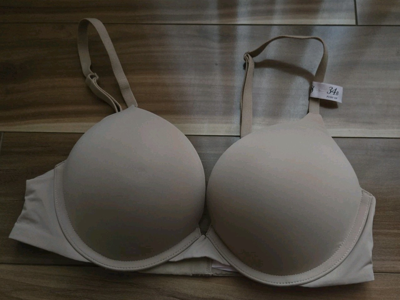 NWT Victorias Secret Bombshell Tshirt Nude Add 2 Cups Padded Push Up Bra 34B