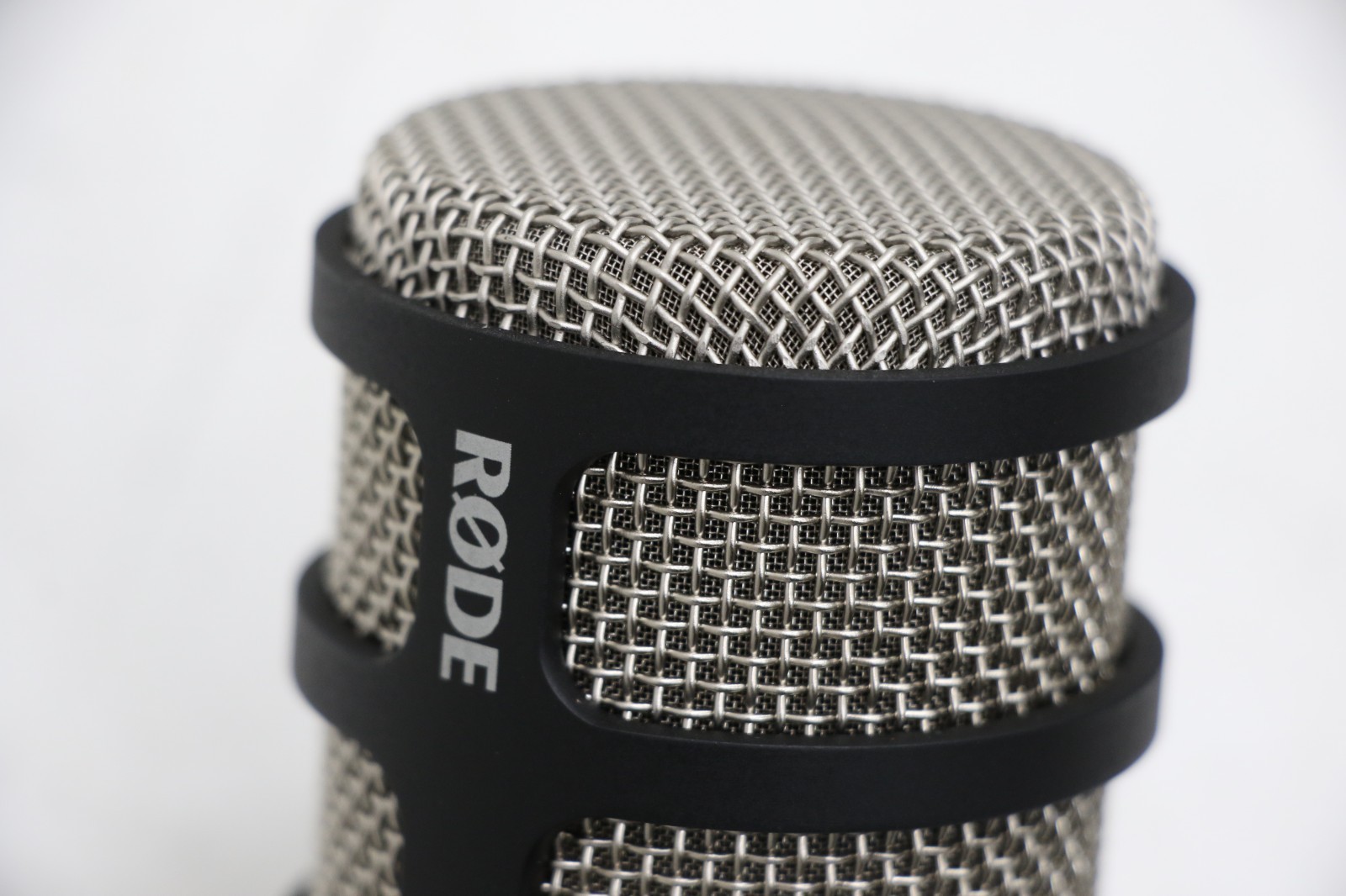Rode PodMic Cardioid Dynamic Podcast Streaming Microphone