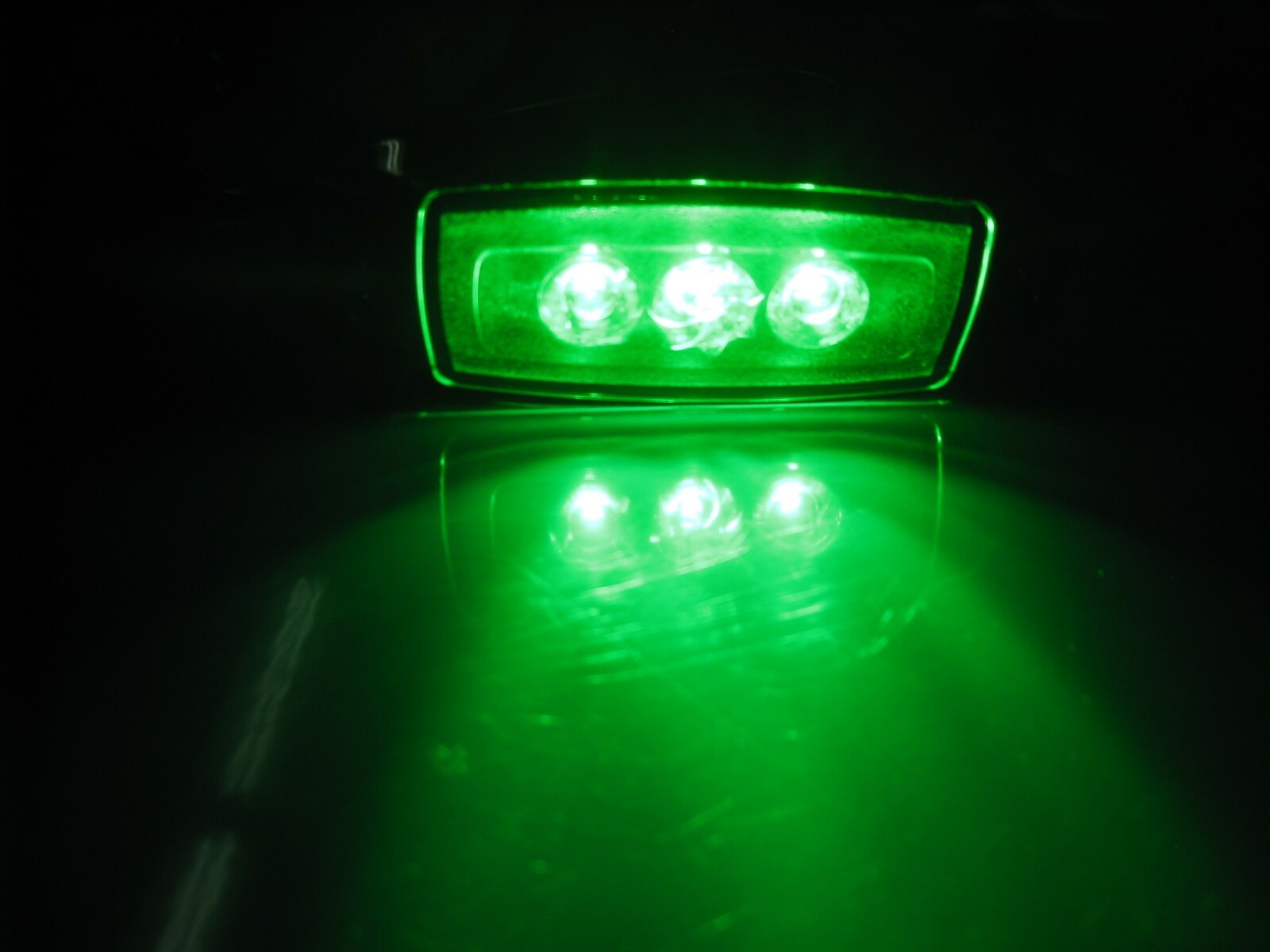 TecNiq Marine LED M51 Water Dragon Underwater Light, Green, 3 LED, 375 lumens