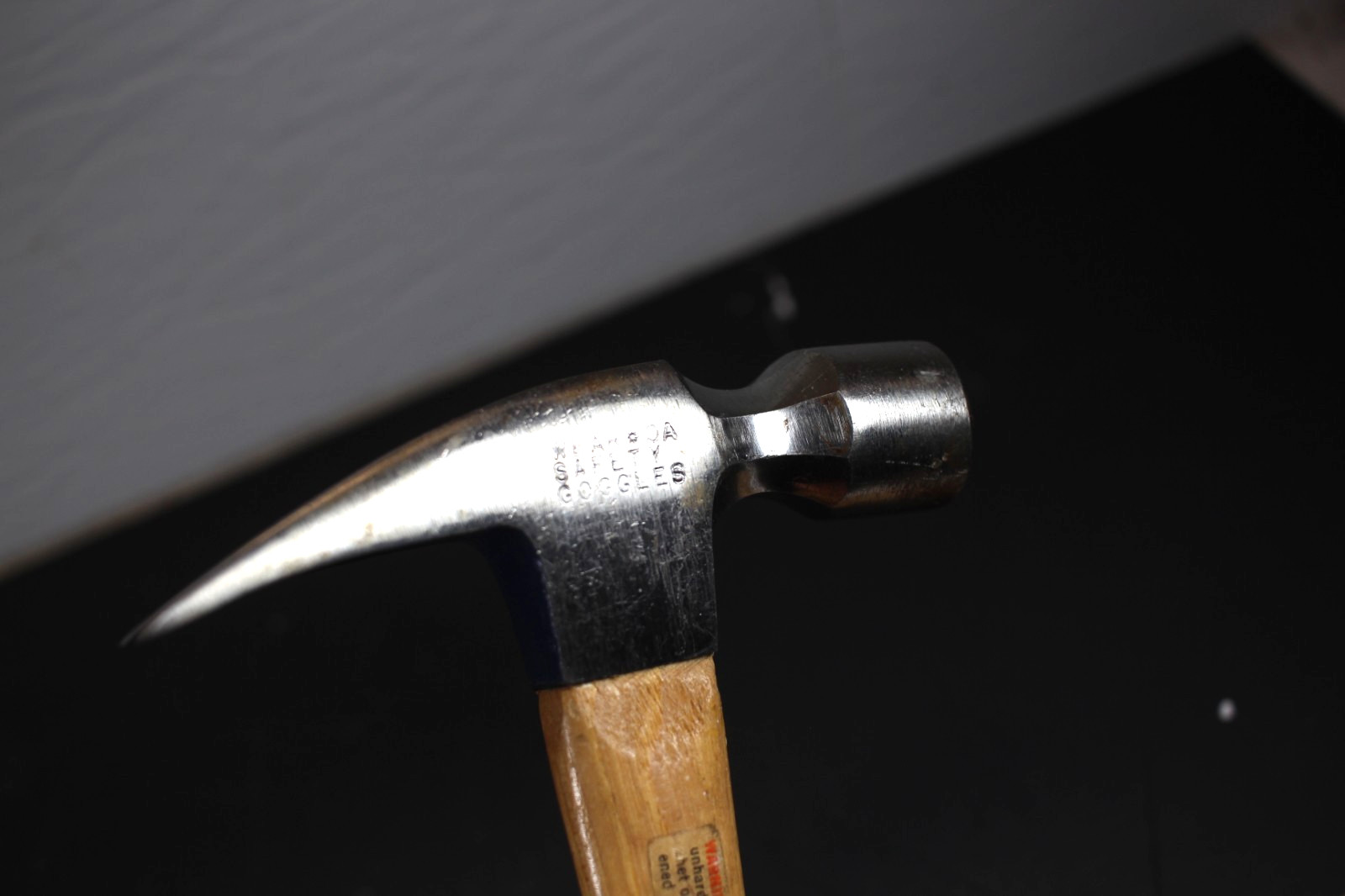 Vaughn 10oz. No.9 Claw hammer USA