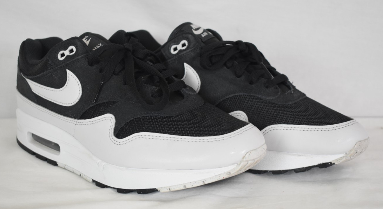 Nike Air Max 1 ESS Summit White / Black Size 10 Men's Shoes