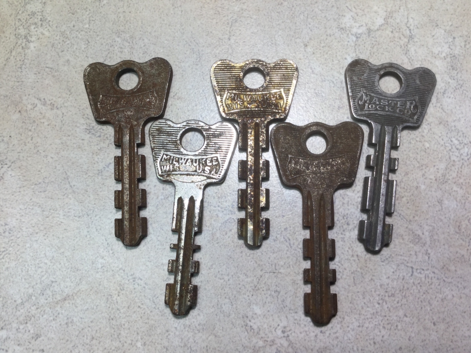 Different Master Lock Padlock Keys, Set of 5 - Locksmith