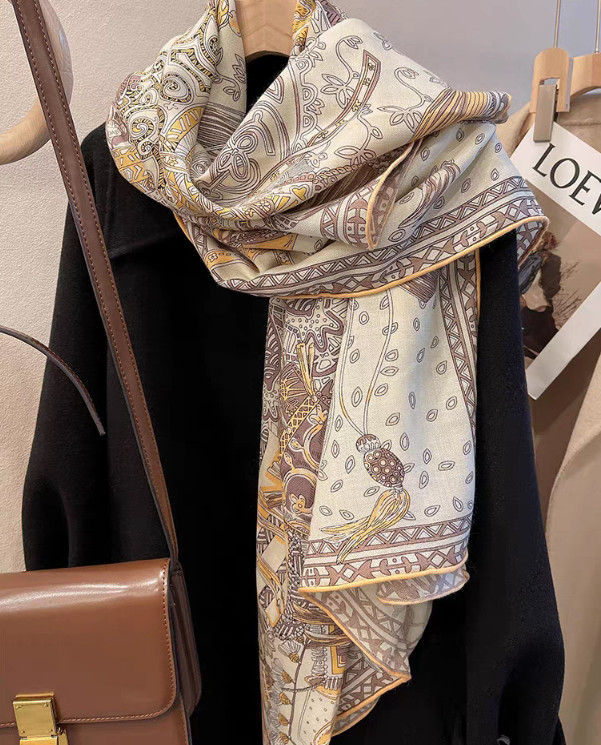 70% Cashmere 30% Silk 135X135cm Scarf Bandana Shawl rainforest Print Wrap new