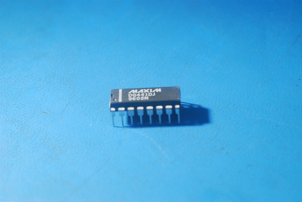 New (17pcs) DG441DJ MAXIM IC Consumer