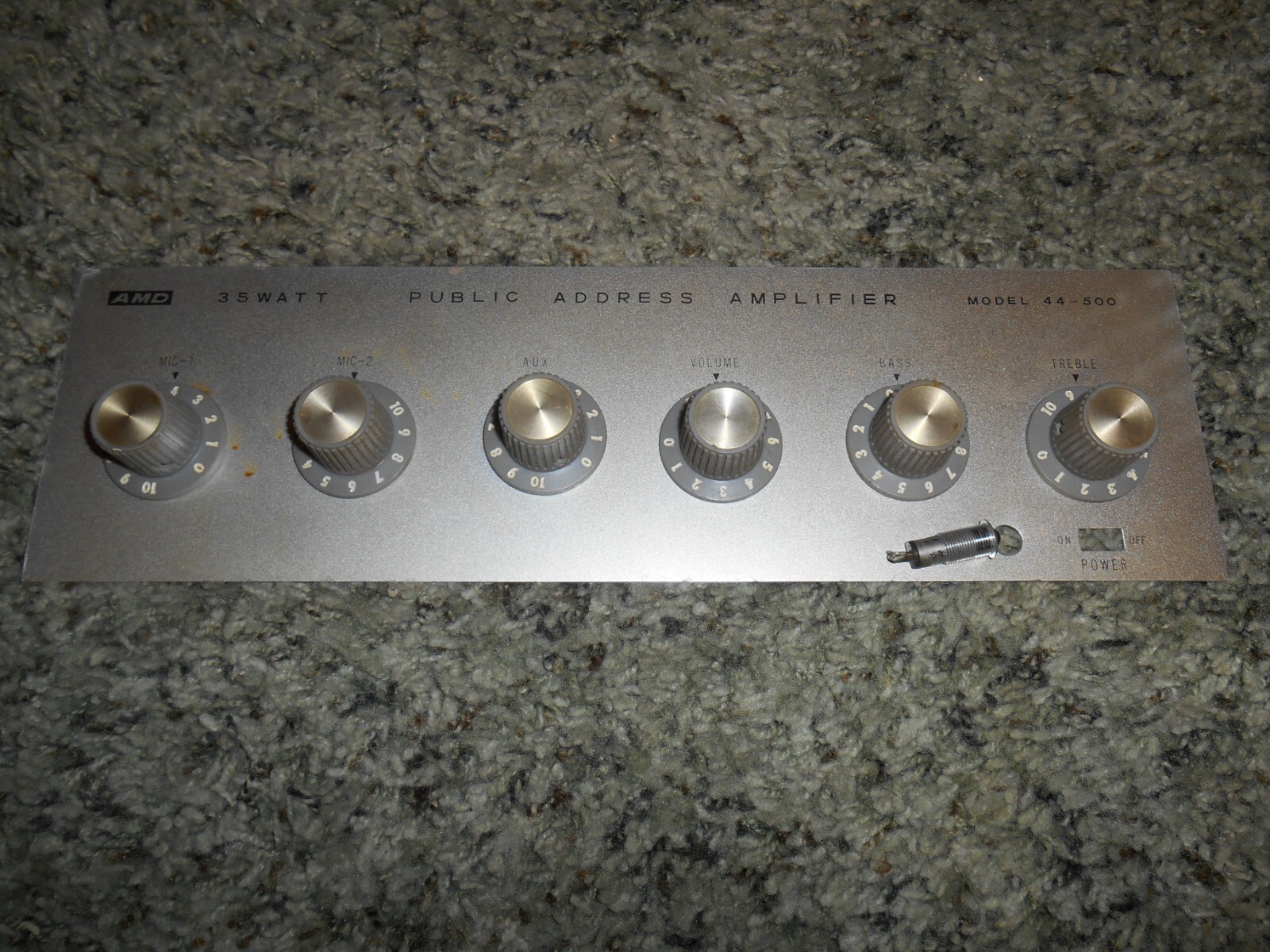 AMD MODEL 44-500 TUBE AMP SILVER FACE PLATE WITH Control Knobs PARTS