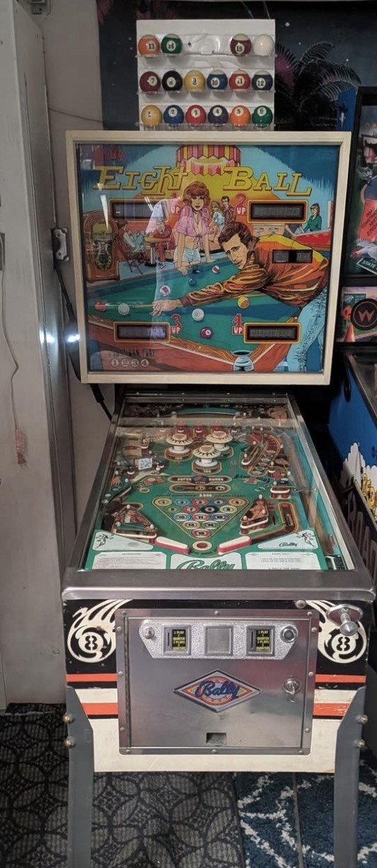 1977 Bally Eight Ball Pinball - Original Classic Coin-Op Arcade Machine