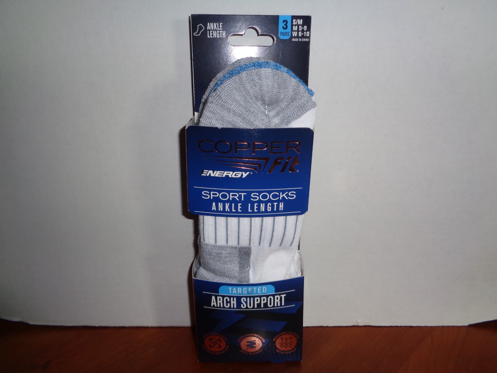 Copper Fit Infused Sport Ankle Socks 3 Pair White S/M Size Men 5-9 Women 6-10