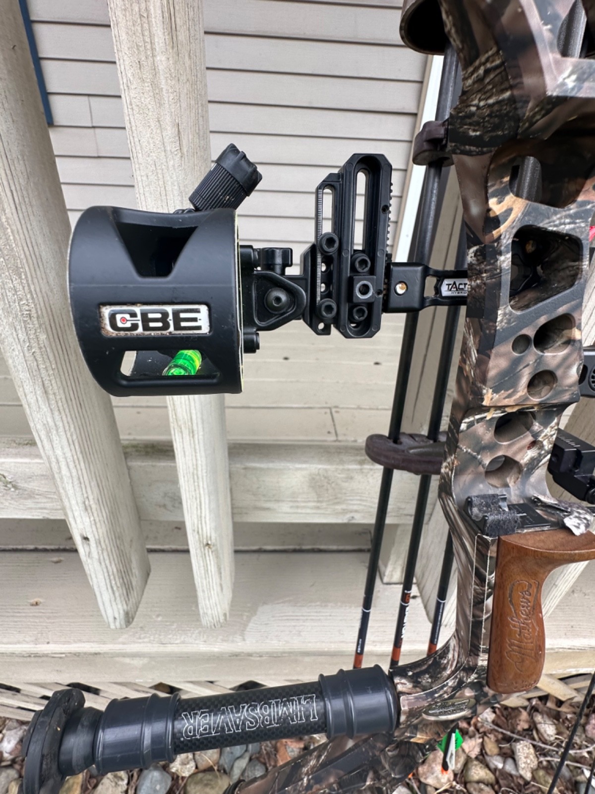 Mathews DXT Right Hand 27/70