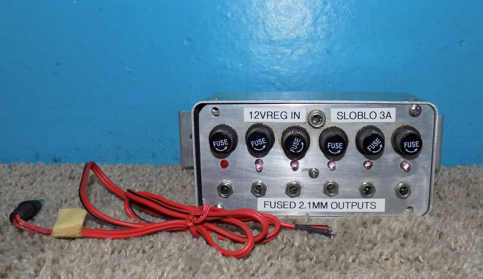 Homebrew 12VDC Fused Distribution Box