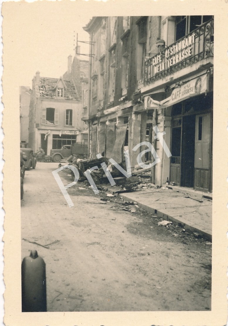 Photo WK2 France Street Cafe De La Terrasse Ruins Advance Wehrmacht M1.06