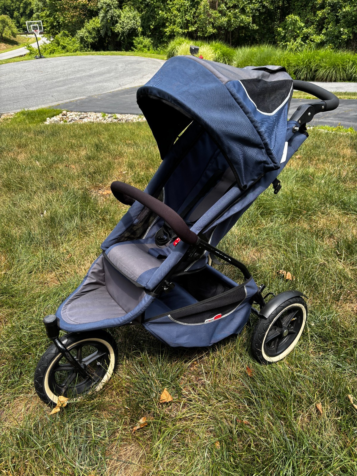Phil & Teds Single jogging stroller