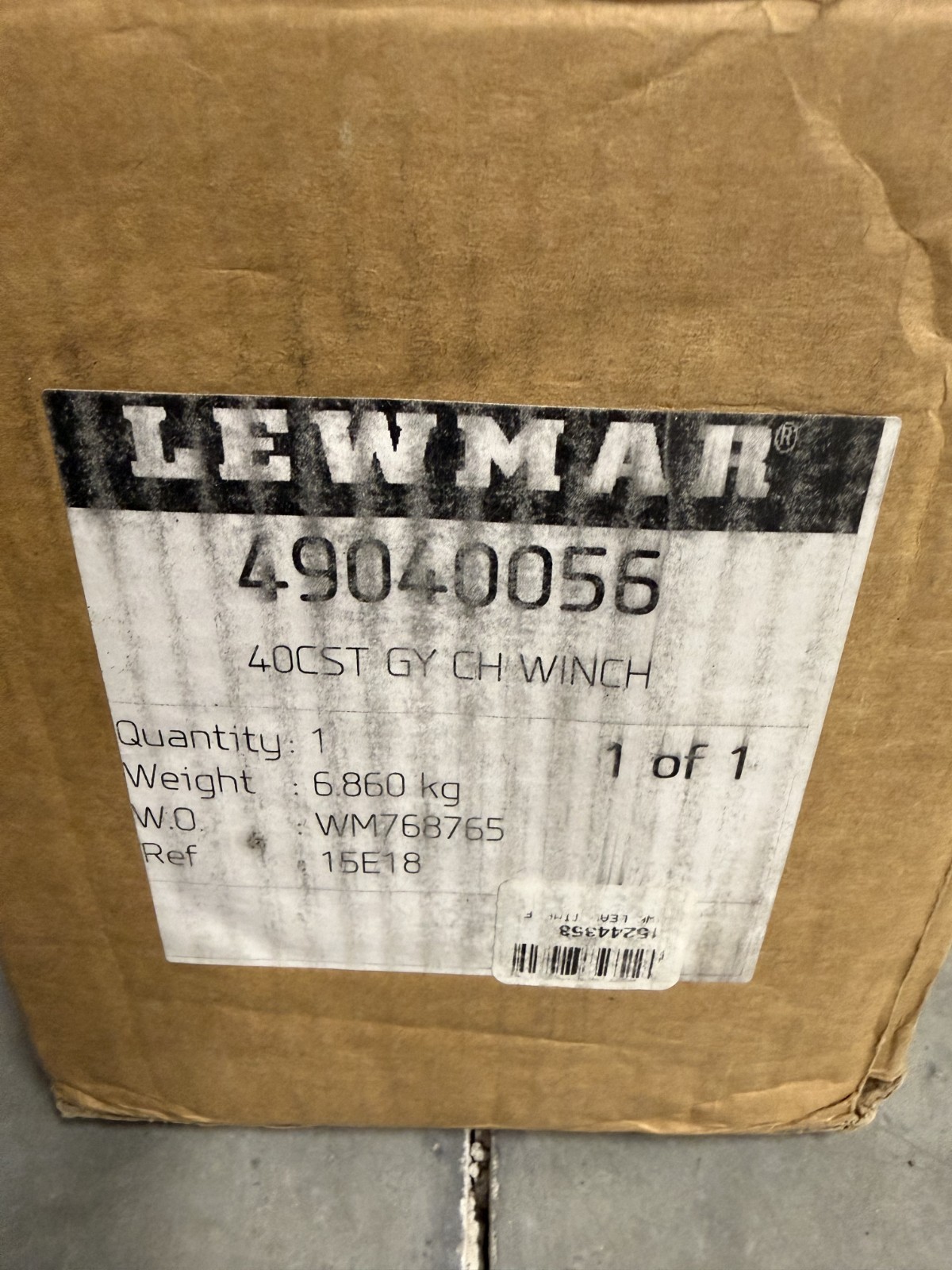 Lewmar 40CST Two-Speed Self-Tailing Winch | 49040056