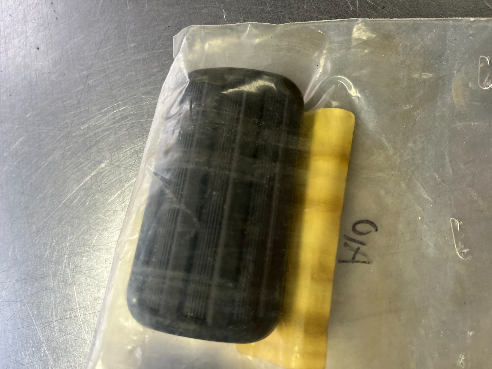6MX18  OEM  MACK   Hood CABLE  Bulldog  Volvo 25195158
