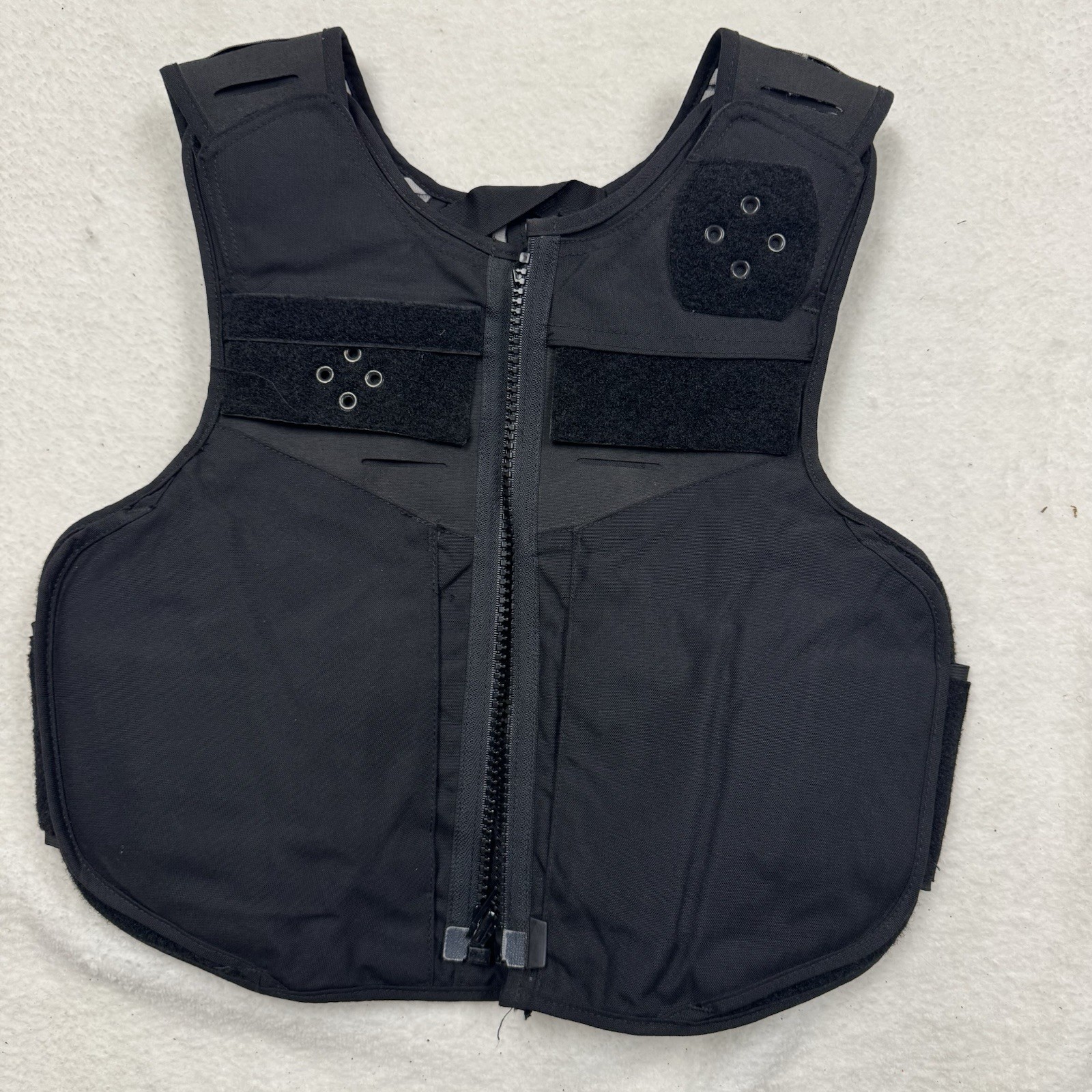 SAFARILAND V1 CLEAN Armor Carrier Front Opening S Reg 1813-1814 Black Webless🔥