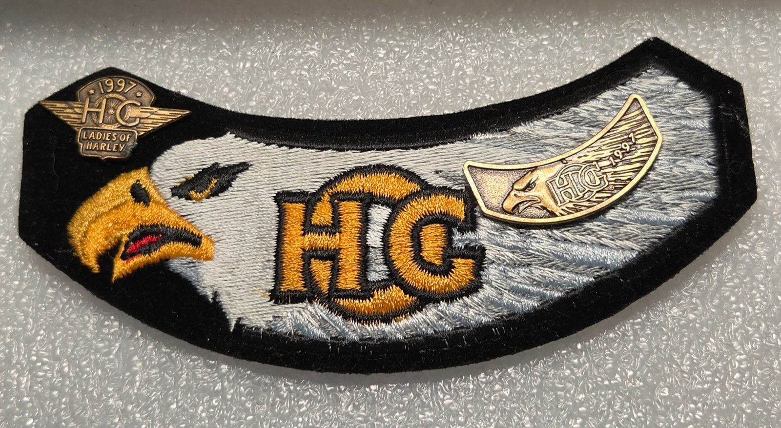 Harley Davidson Owners Group Patch  Vintage 1997 HOG   w/Pins