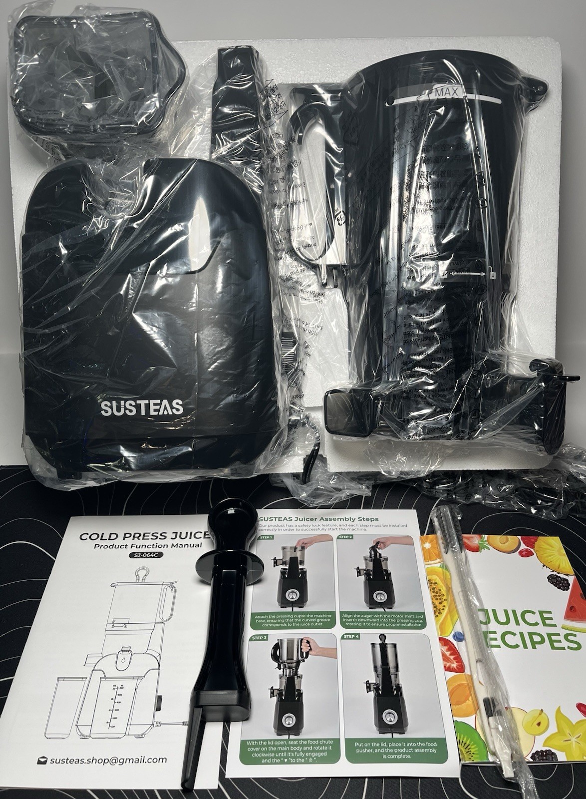 SUSTEAS Juicer Machines with 5.3" Extra Wide Chute,Cold Press Juicer