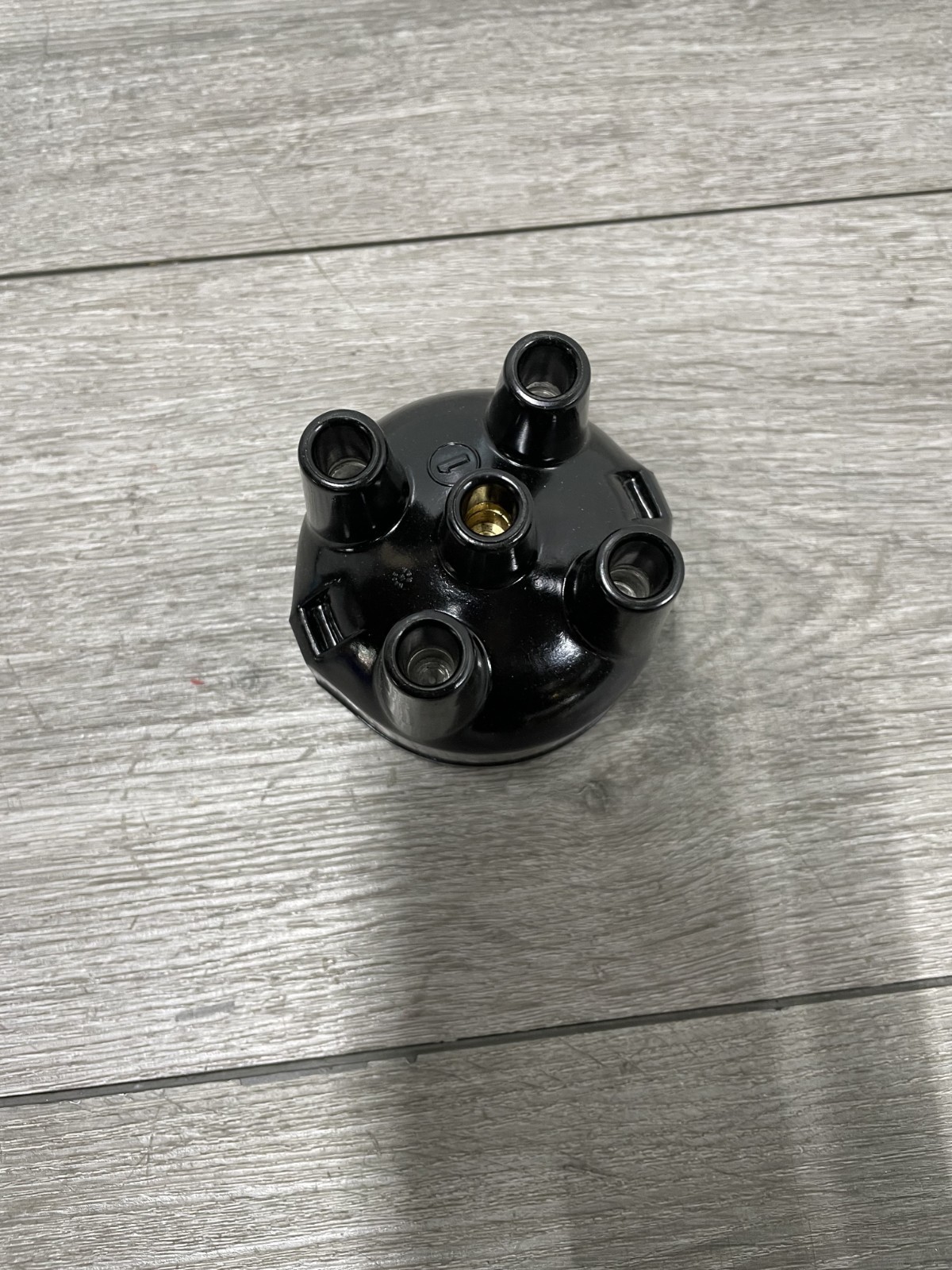 Carquest HCC1002 Premium Distributor Cap