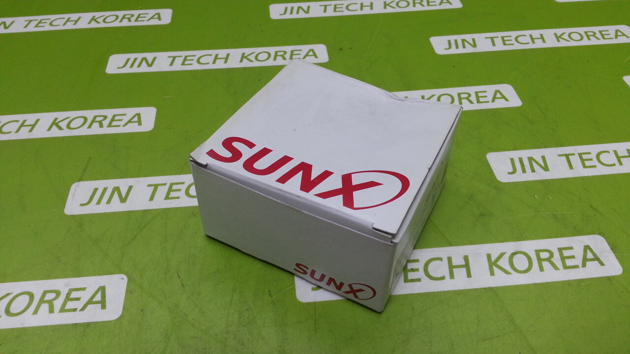 4601) [NEW BOX] SUNX sensor EQ-511