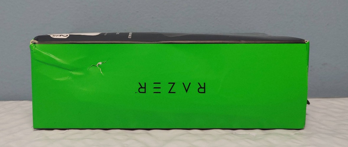 Razer DeathAdder Essential Wired Optical Gaming Mouse 6400 DPI - New! Sealed!