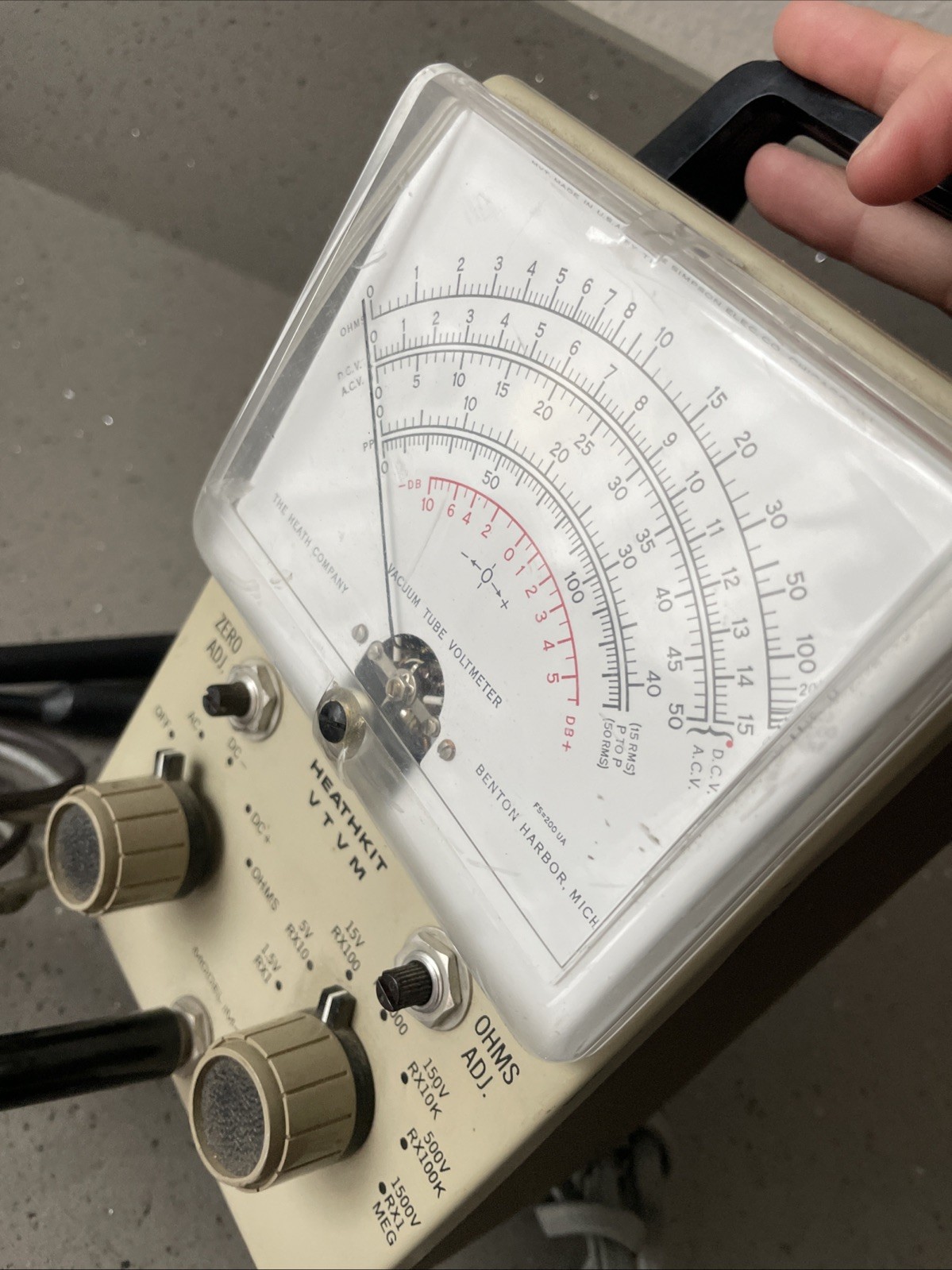 Heathkit Model IM-18 VTVM Vacuum Tube Voltmeter untested
