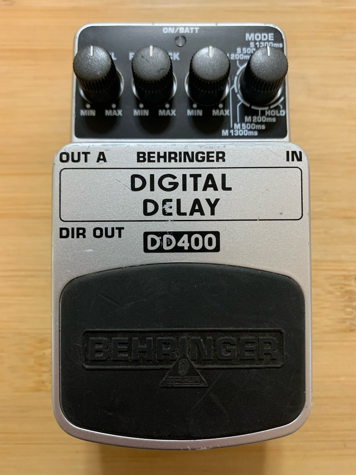 Behringer DD400 Digital Delay Guitar Pedal