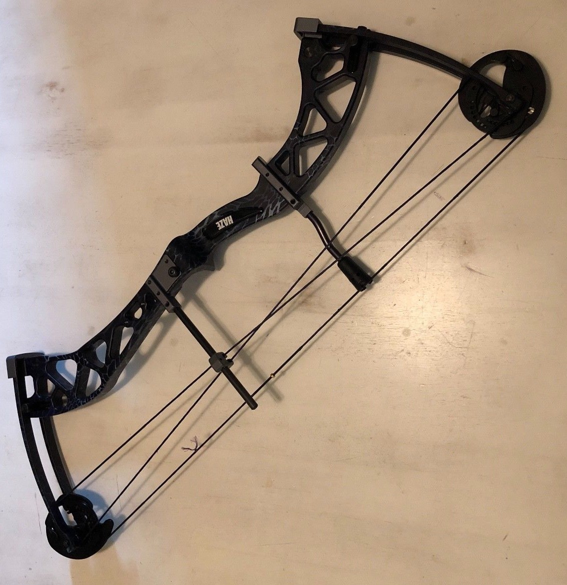 Martin Champion Haze Purple Compound Bow 50lb Right Hand