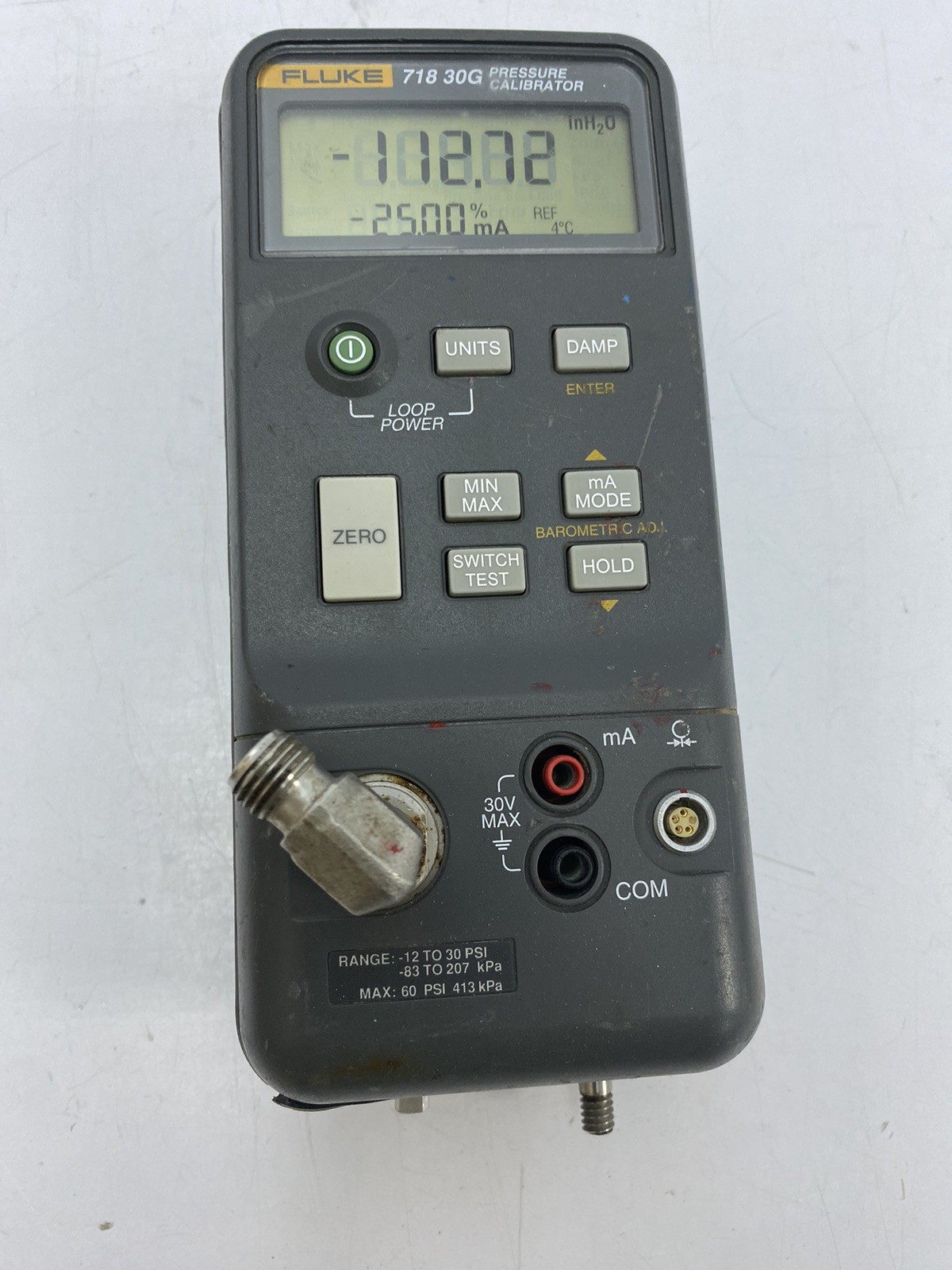 Fluke 718 30G Pressure Calibrator