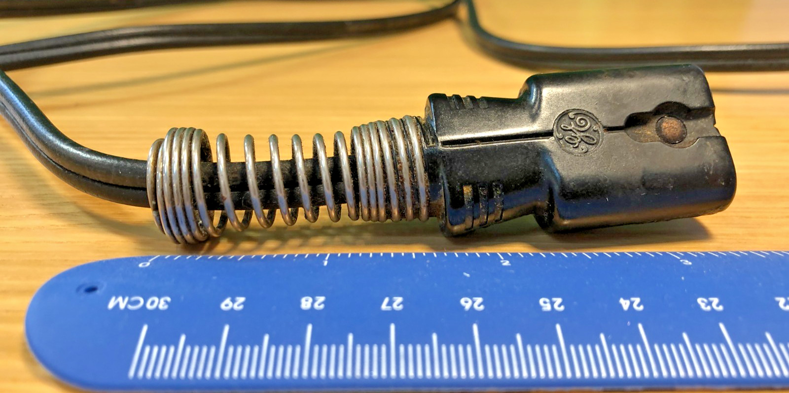 GE General Electric vtg Power Cord for Heater Type HPN 72" long 1/2" pin spacing