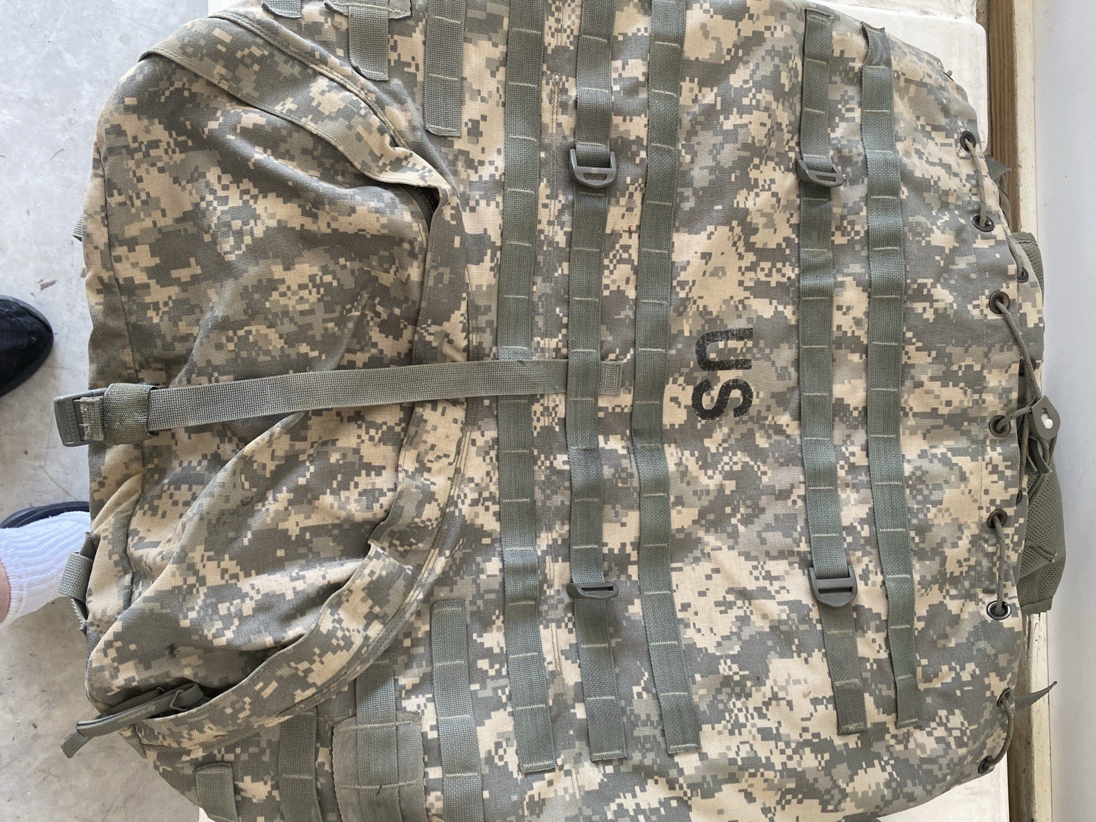 Molle II Modular Lightweight Load-Carrying Equipment Large Rucksack Backpack