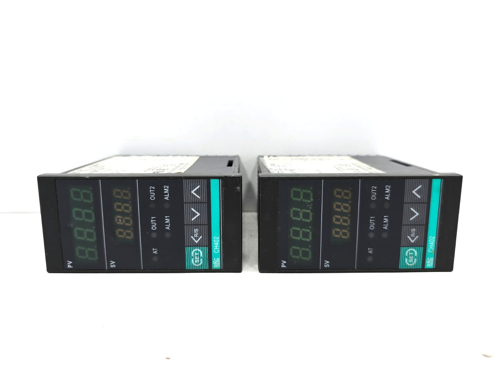 RKC CH402 DIGITAL TEMPERATURE CONTROLLER LOT OF 2