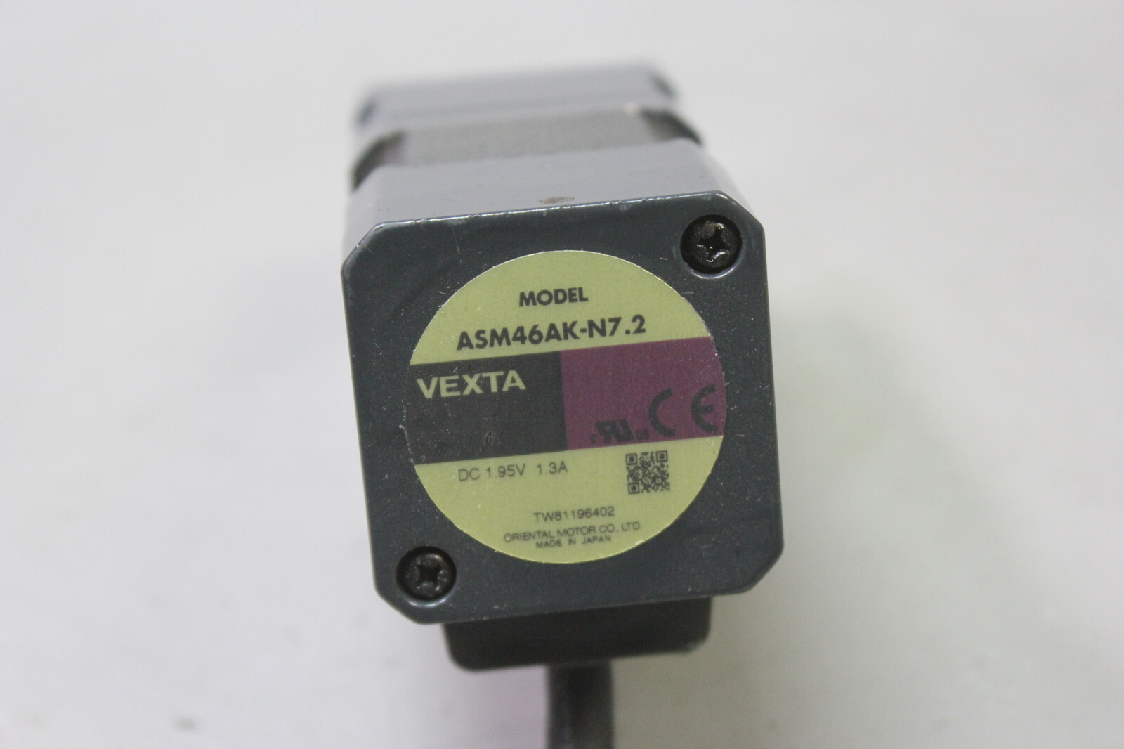 VEXTA CLOSED LOOP STEPPER MOTOR ASM46AK-N7.2